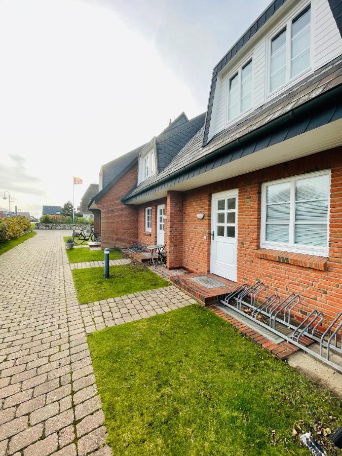 Apartment Ruheoase Am Dorfteich Fuer 2-4 Personen Wenningstedt-Braderup